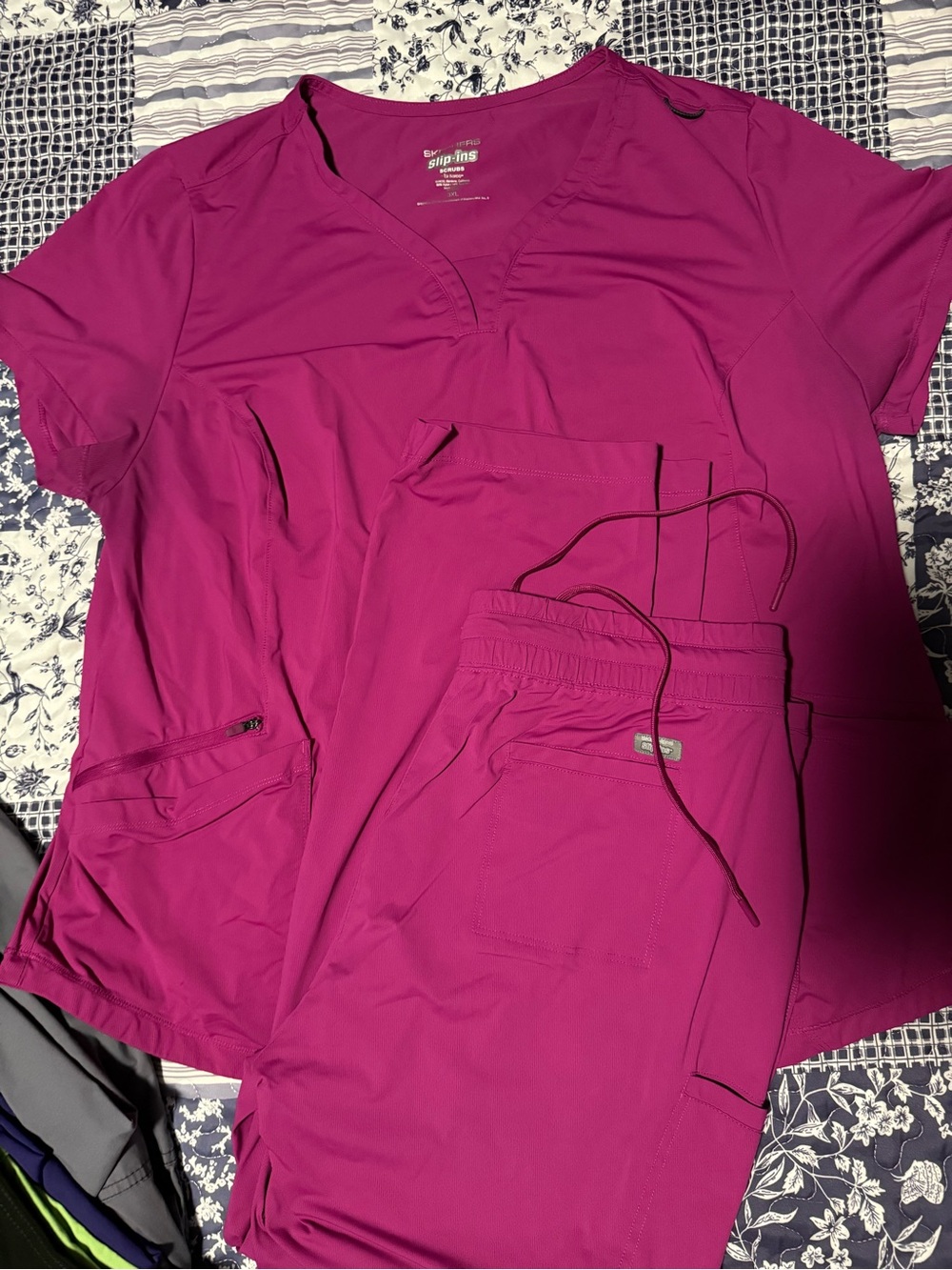 Skechers Women's V-Neck Scrub Top and Pants in Raspberry